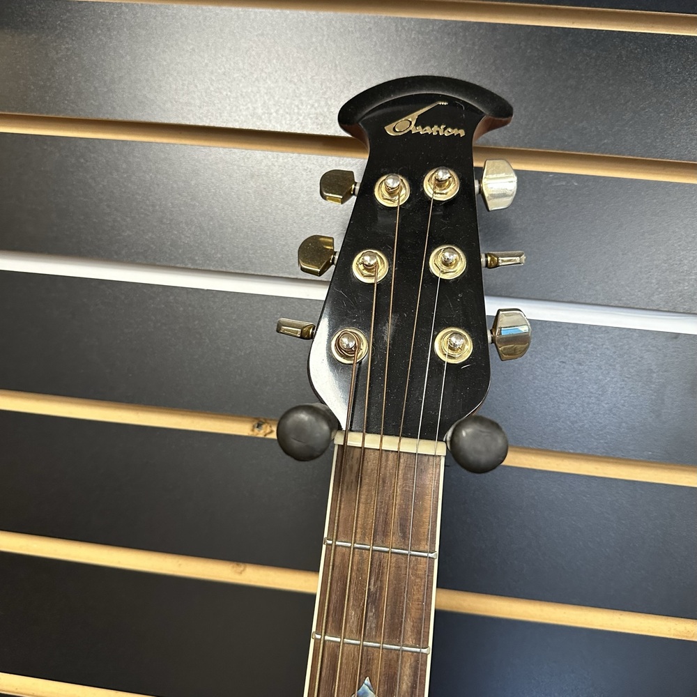 Ovation Celebrity CSE24 6-String Acoustic-Electric Guitar