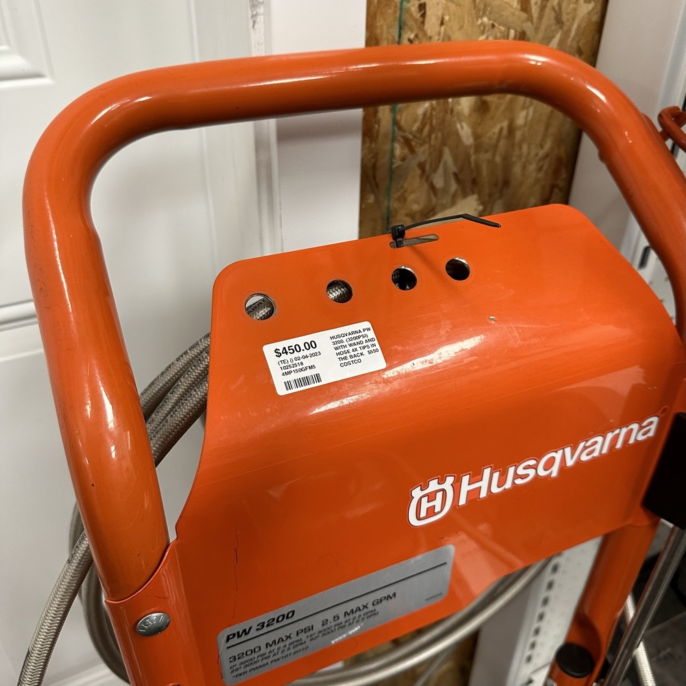Husqvarna 3200 PSI 2.5 GPM Gas Pressure washer