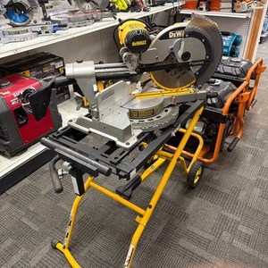 DEWALT 15 Amp Corded 12-Inch Double Bevel Sliding Compound Miter Saw w/stand